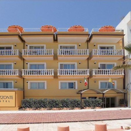 Hotel Orizzonte يتوجاني المظهر الخارجي الصورة