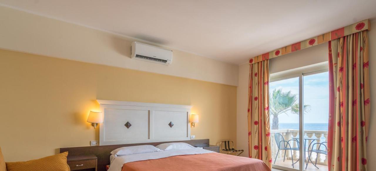 Hotel Orizzonte يتوجاني المظهر الخارجي الصورة